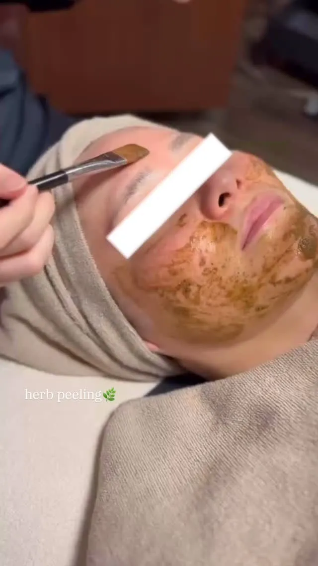 肌を育てるハーブピーリング🌿
